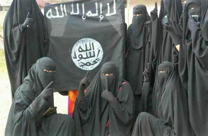 زوجات مقاتلي "داعش" في مأزق كبير